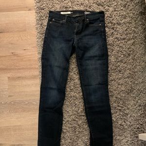 Gap Jeans 25R - True authentic skinny, dark wash
